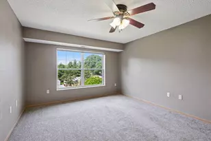 935 Ferndale St N, Maplewood, MN 55119 - Photo 25