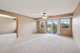 935 Ferndale St N, Maplewood, MN 55119 - Photo 13