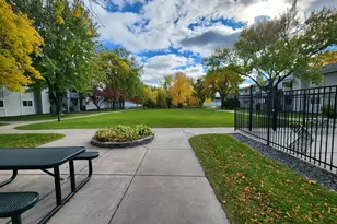 1721 Fulham St, Lauderdale, MN 55113 - Photo 49