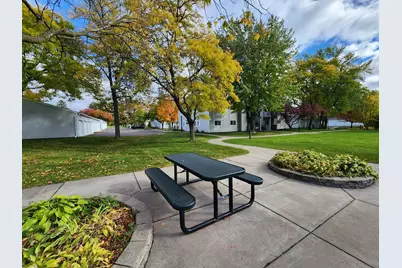 1721 Fulham Street #F, Lauderdale, MN 55113 - Photo 51