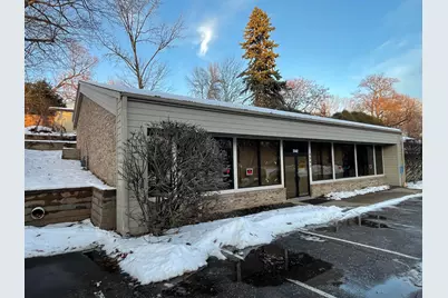 3542 Shoreline Drive, Wayzata, MN 55391 - Photo 3