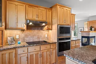 14831 Lac Lavon Dr, Burnsville, MN 55306 - Photo 19