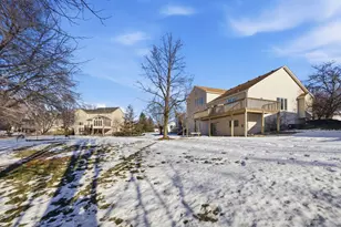 16657 Hutchinson Dr, Lakeville, MN 55044 - Photo 57