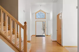 16657 Hutchinson Dr, Lakeville, MN 55044 - Photo 5