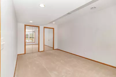 2734 Century Trail, Chanhassen, MN 55317 - Photo 31