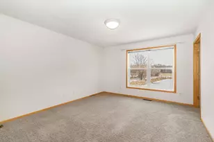 2734 Century Trail, Chanhassen, MN 55317 - Photo 13