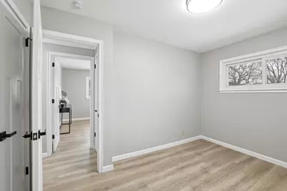 405 Minnesota Avenue, Roseville, MN 55113 - Photo 15