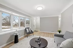 405 Minnesota Ave, Roseville, MN 55113 - Photo 5