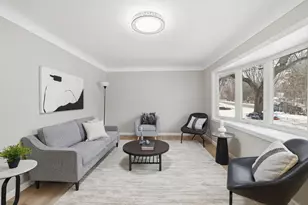 405 Minnesota Ave, Roseville, MN 55113 - Photo 3