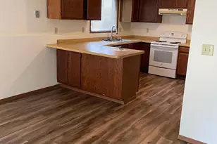 472 Lawrence St, Prescott, WI 54021 - Photo 25