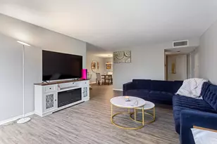 2485 Canabury Dr, Little Canada, MN 55117 - Photo 13