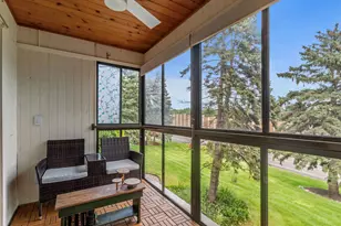 2485 Canabury Dr, Little Canada, MN 55117 - Photo 9