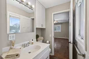 7155 Duluth St, Golden Valley, MN 55427 - Photo 15