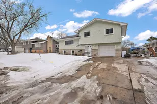 1558 10th Ave, Anoka, MN 55303 - Photo 1