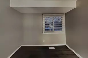 6865 Buckingham Rd, Woodbury, MN 55125 - Photo 13