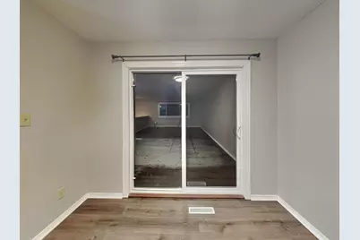 6865 Buckingham Road, Woodbury, MN 55125 - Photo 3