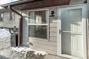 412 W Summit Ave, Fergus Falls, MN 56537 - Photo 13