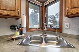 412 W Summit Ave, Fergus Falls, MN 56537 - Photo 29