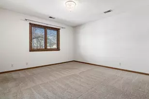 5816 Oxford St N, Shoreview, MN 55126 - Photo 23