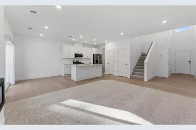 10525 Harbor Lane N, Maple Grove, MN 55369 - Photo 5