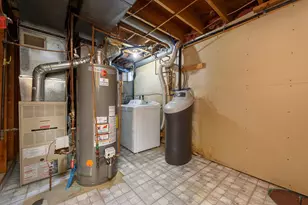 915 Pineview Ln N, Plymouth, MN 55441 - Photo 27