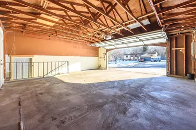 915 Pineview Lane N, Plymouth, MN 55441 - Photo 29