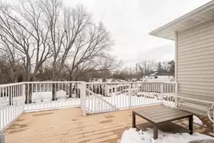 2012 Hillsboro Ave N, Golden Valley, MN 55427 - Photo 37