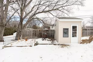 2012 Hillsboro Ave N, Golden Valley, MN 55427 - Photo 43