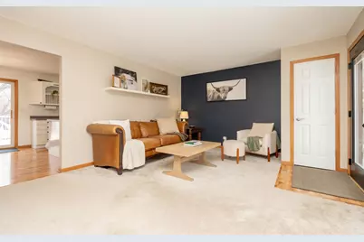 2012 Hillsboro Avenue N, Golden Valley, MN 55427 - Photo 9