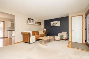 2012 Hillsboro Ave N, Golden Valley, MN 55427 - Photo 9