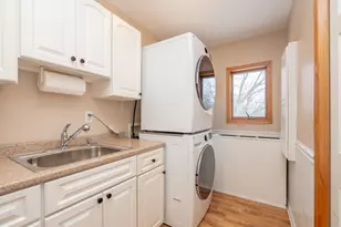 2012 Hillsboro Ave N, Golden Valley, MN 55427 - Photo 19