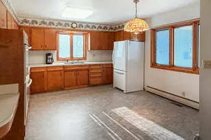 3036 Queen Ave, Slayton, MN 56172 - Photo 11