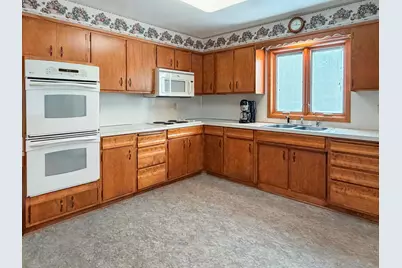 3036 Queen Avenue, Slayton, MN 56172 - Photo 13