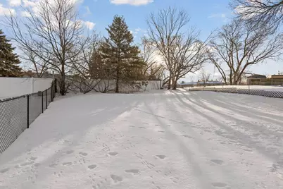 8964 Vinewood Lane N, Maple Grove, MN 55369 - Photo 25