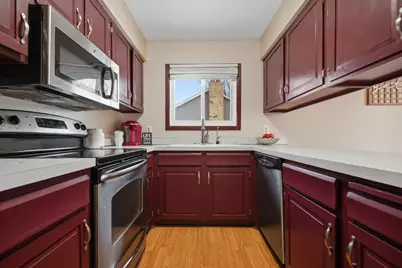 10029 108th Place N, Maple Grove, MN 55369 - Photo 9