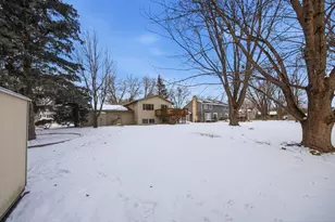 10029 108th Pl N, Maple Grove, MN 55369 - Photo 27