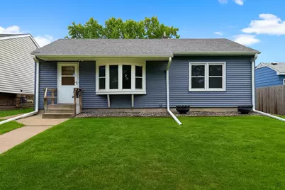 1874 Hoyt Avenue E, Saint Paul, MN 55119 - Photo 1