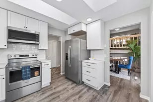 14612 Westcliffe Dr, Burnsville, MN 55306 - Photo 3