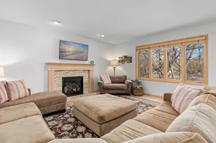 10840 46th Pl N, Plymouth, MN 55442 - Photo 7