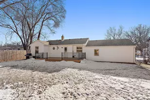 501 Glencoe St NE, Fridley, MN 55432 - Photo 5