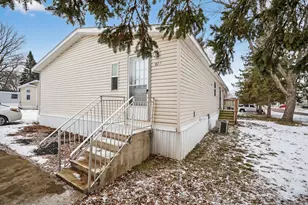 901 Hamlet Cir, Lakeville, MN 55044 - Photo 1