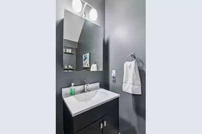 642 Willoughby Way W, Minnetonka, MN 55305 - Photo 21