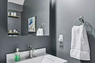 642 Willoughby Way W, Minnetonka, MN 55305 - Photo 21