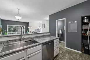 642 Willoughby Way W, Minnetonka, MN 55305 - Photo 15