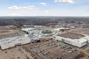 642 Willoughby Way W, Minnetonka, MN 55305 - Photo 39