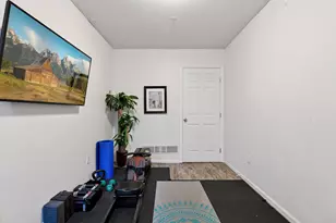 642 Willoughby Way W, Minnetonka, MN 55305 - Photo 31