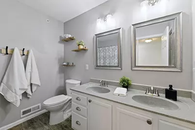 642 Willoughby Way W, Minnetonka, MN 55305 - Photo 25