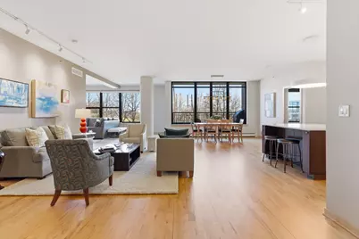 215 10th Avenue S #212, Minneapolis, MN 55415 - Photo 1