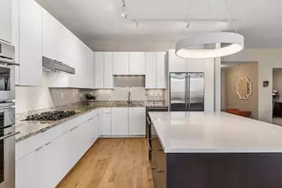 215 10th Avenue S #212, Minneapolis, MN 55415 - Photo 17