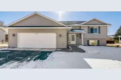 864 S Park Drive, Hastings, MN 55033 - Photo 1